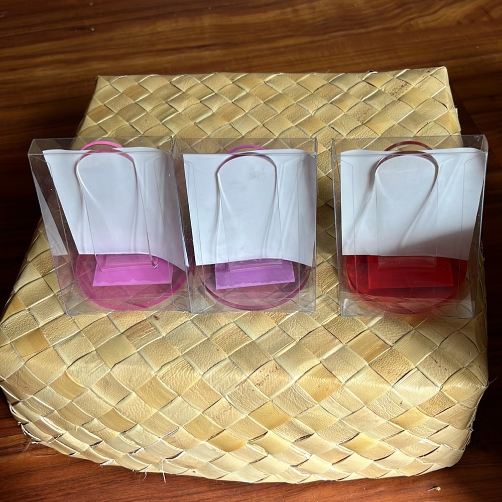 Acrylic holder